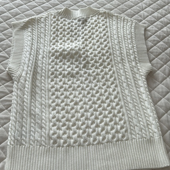 Varley Ivory Knit Textured Vest. Never worn. Size medium - Picture 4 of 6